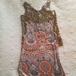 Lot of 2 fancy tanks size xs and small